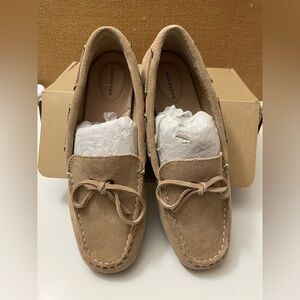 New Lands’' End Women Tan Suede Loafers Jenna Driving Moc w/Tie Sz 6.5